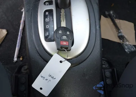 2014 Nissan Versa 1.6 Sv из США, поврежденный, VIN 3N1CN7AP8EL811481